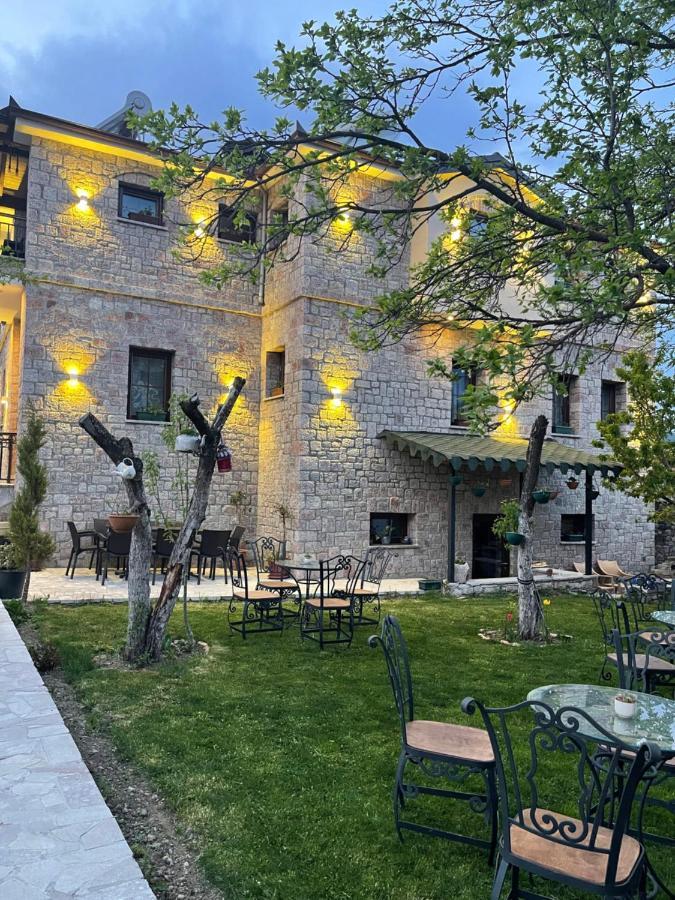 Hotel Bujtina Liana Voskopojë Exterior foto