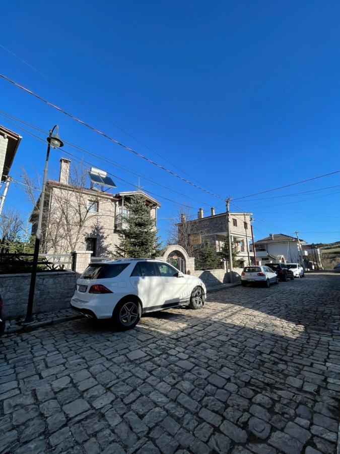 Hotel Bujtina Liana Voskopojë Exterior foto